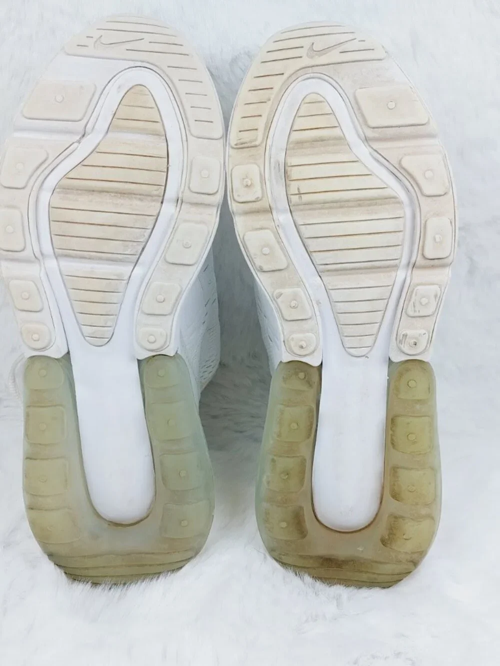 Nike Air Max 270 Girls' White Metallic Silver Lace-Up Low Top Sneakers Size 5Y